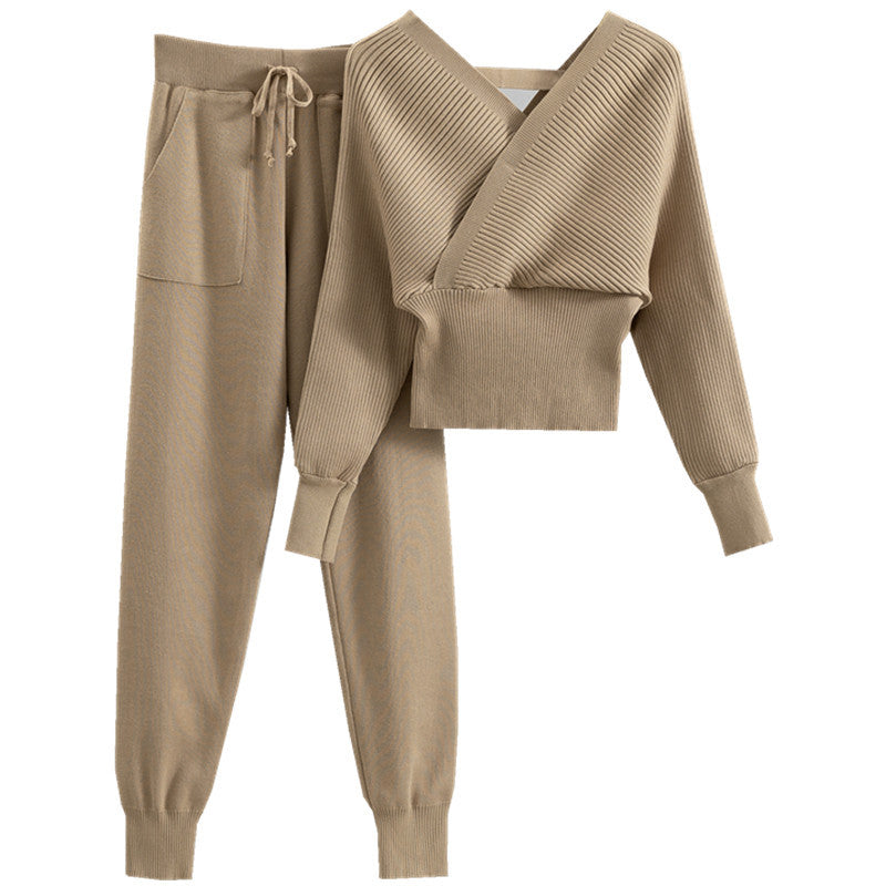 Women's Knitted V-neck Chic Suit