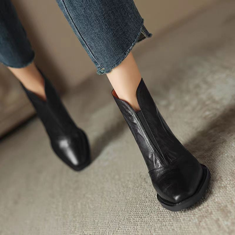 Ovelle | Classic Heel Boot
