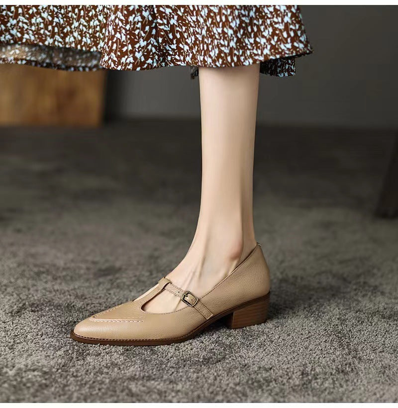 Laura | Low-Heeled Classic Pumps